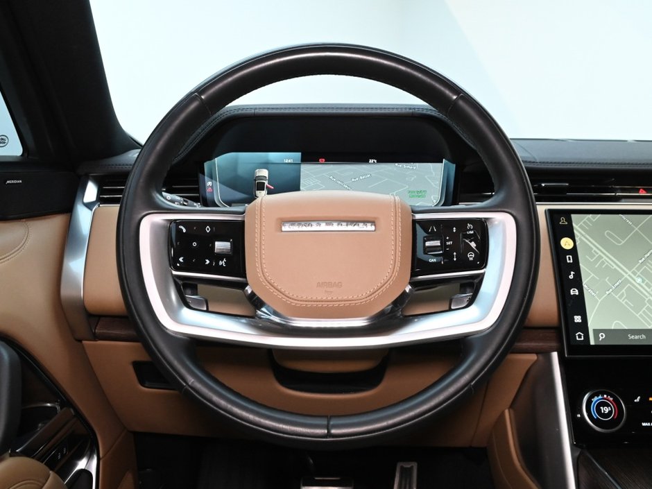 2023 Land Rover Range Rover SE-14