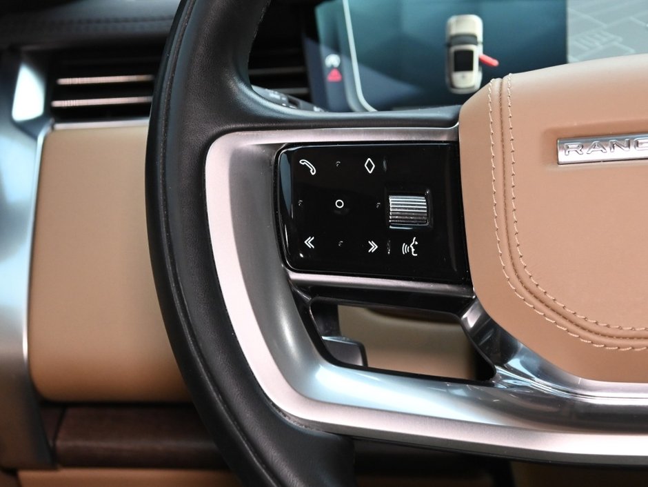 2023 Land Rover Range Rover SE-15