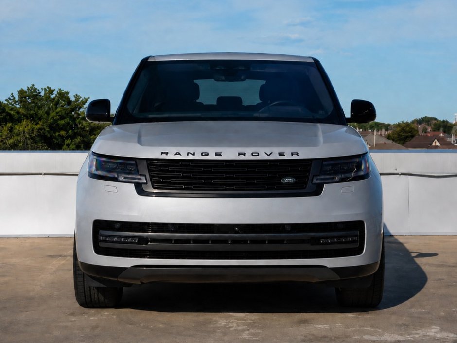 2023 Land Rover Range Rover SE-6