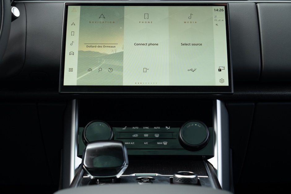 2023 Land Rover Range Rover SV-18