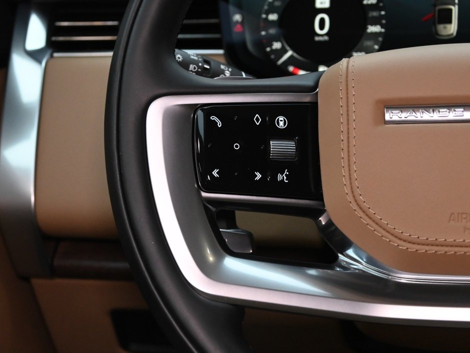 2025 Land Rover Range Rover SE-15
