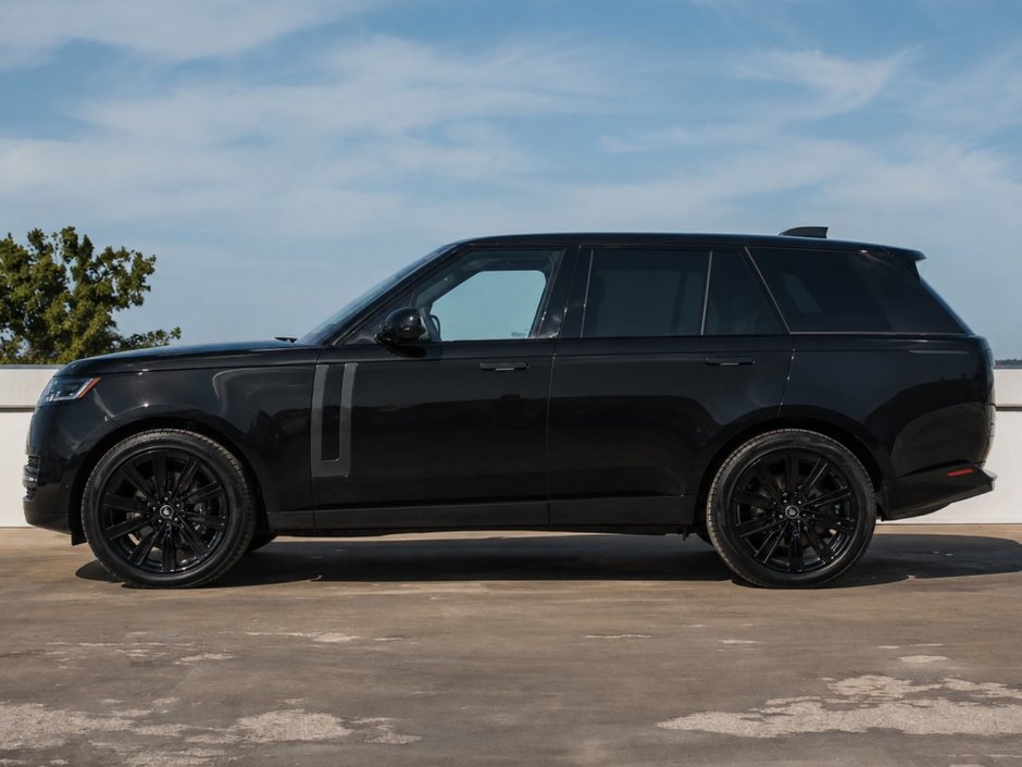 2025 Land Rover Range Rover SE-4