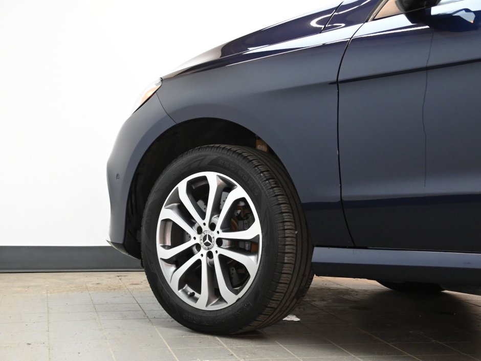 Mercedes-Benz GLE 400 2018-33