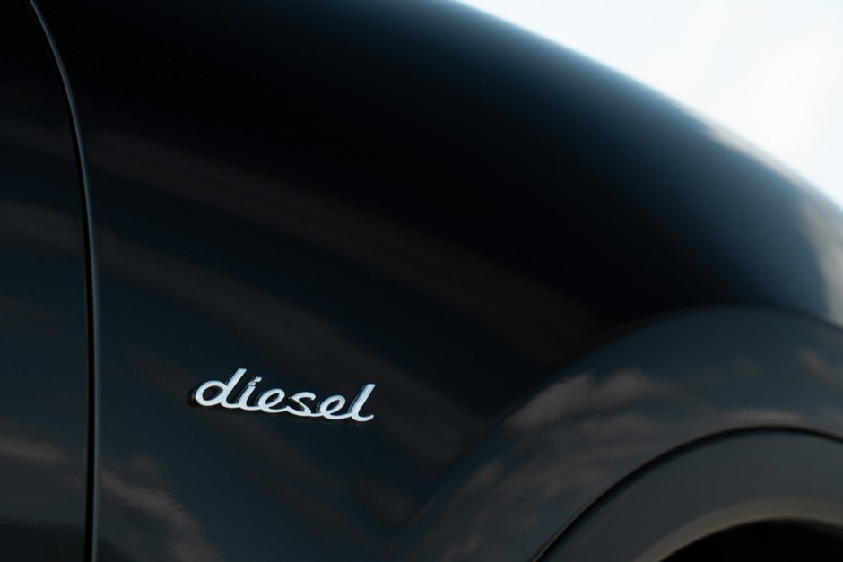2013 Porsche Cayenne Diesel-21