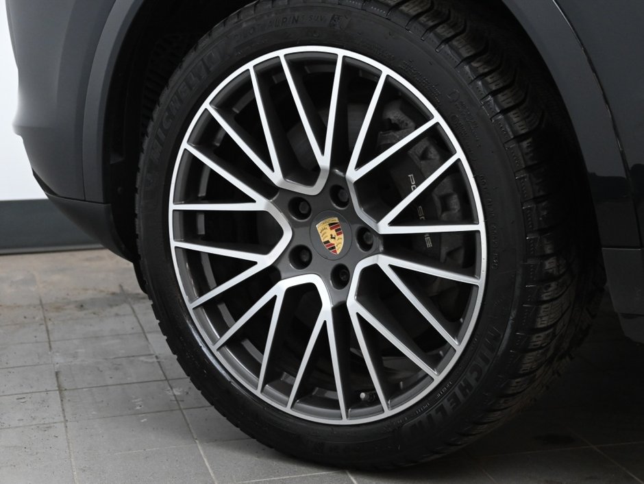 2021 Porsche Cayenne 21 RS WHEELS/BOSE/SPORT EXHAUST/CARBON FIBER-35