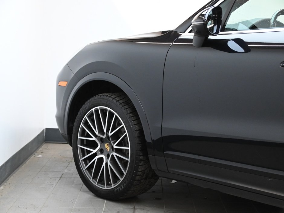 2021 Porsche Cayenne 21 RS WHEELS/BOSE/SPORT EXHAUST/CARBON FIBER-34