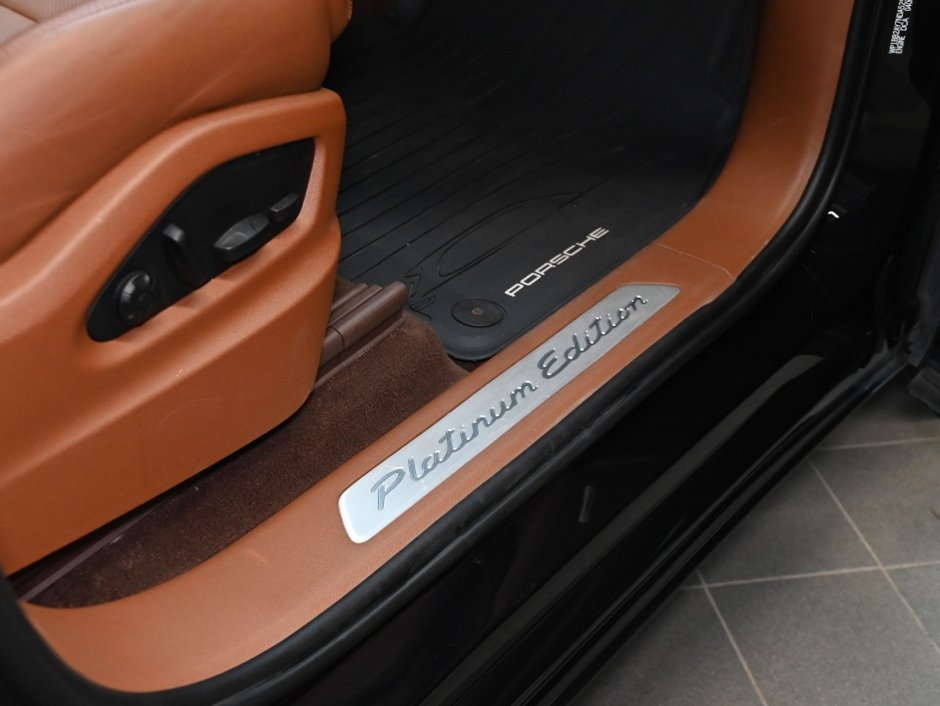 2022 Porsche Cayenne-33