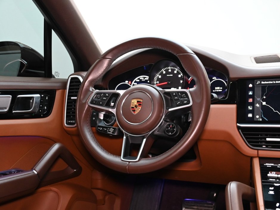 2022 Porsche Cayenne-29