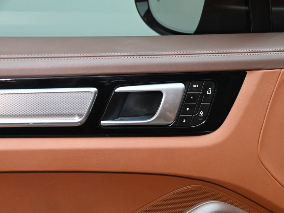 2022 Porsche Cayenne-9
