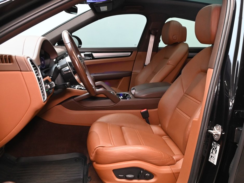 2022 Porsche Cayenne-12
