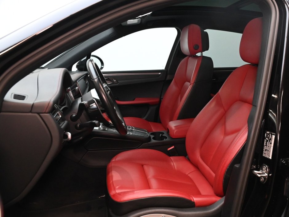 2021 Porsche Macan PREMIUM PLUS/20 INCH TURBO WHEELS/BOSE SURROUND-12