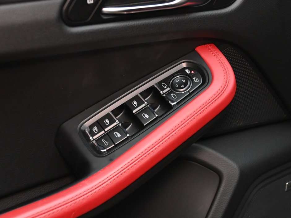 2021 Porsche Macan PREMIUM PLUS/20 INCH TURBO WHEELS/BOSE SURROUND-10