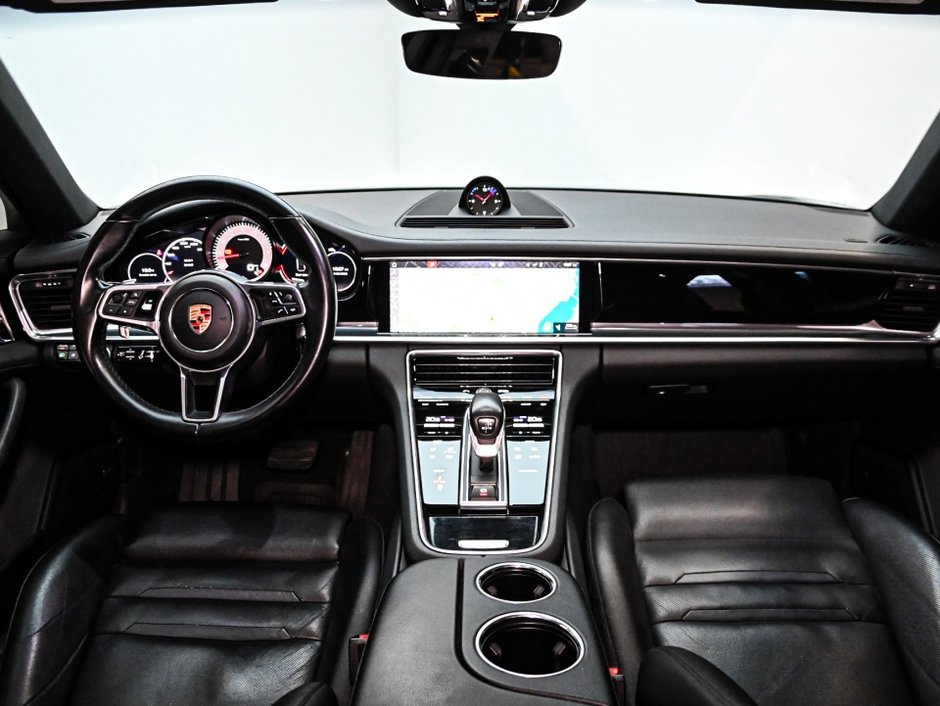 2018 Porsche Panamera 4-14