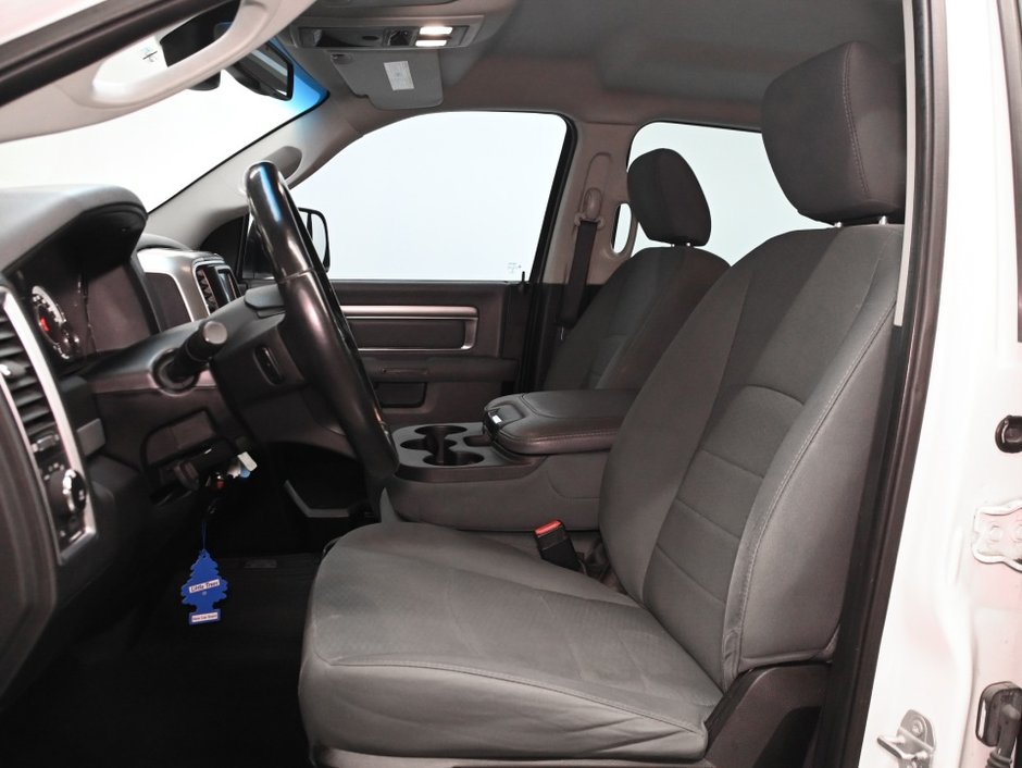 2016 Ram 1500 Outdoorsman-9