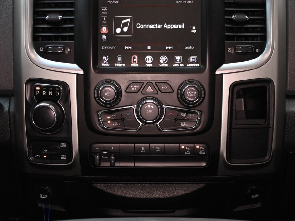 2016 Ram 1500 Outdoorsman-18