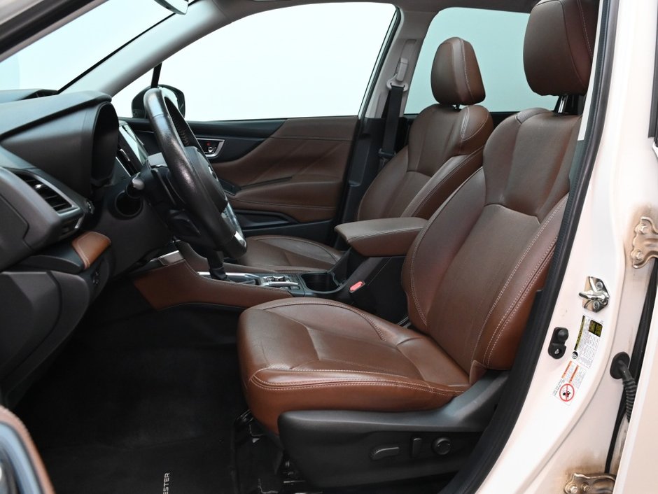2019 Subaru Forester Premier-12