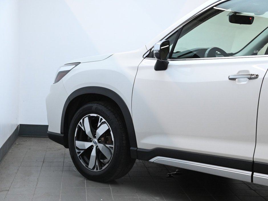 2019 Subaru Forester Premier-30