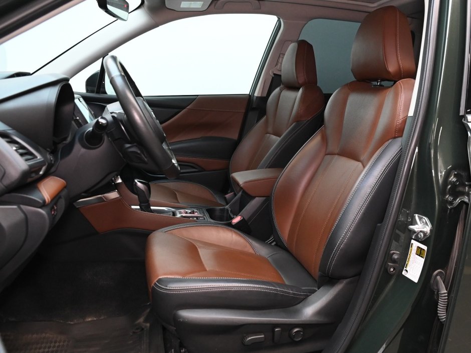 2023 Subaru Forester Premier-11