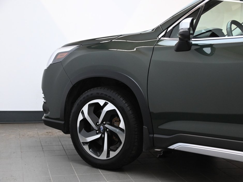 2023 Subaru Forester Premier-32
