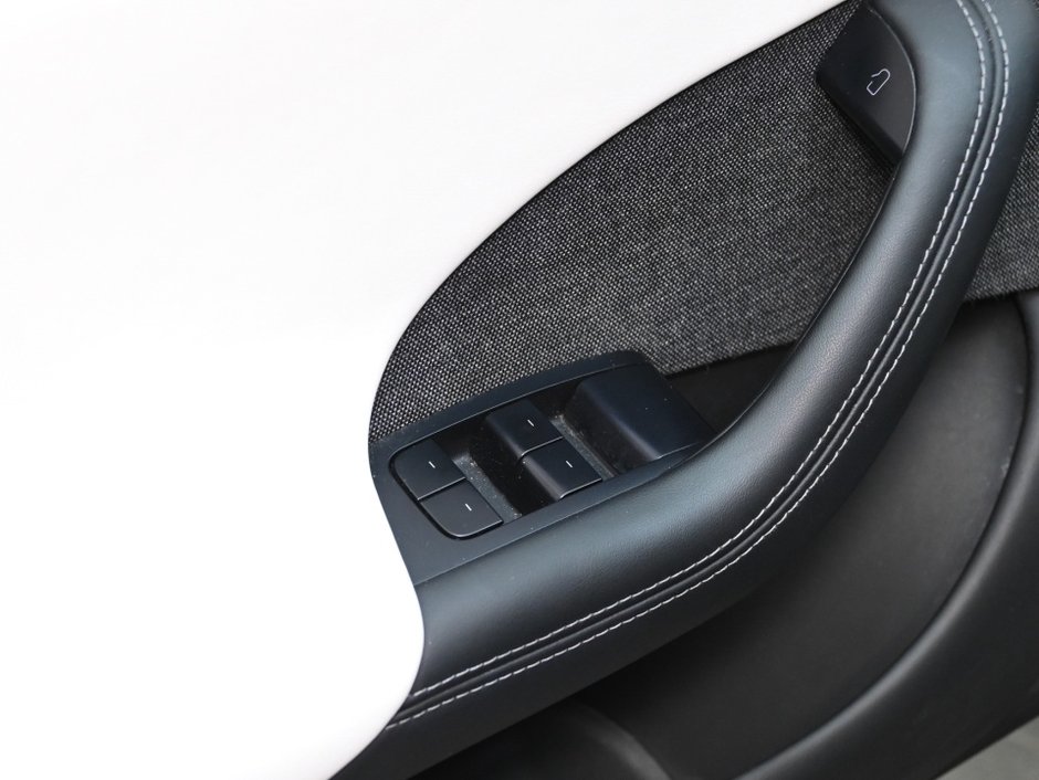 2023 Tesla Model S LONG RANGE/AUTOPILOT/YORK STEERING-9