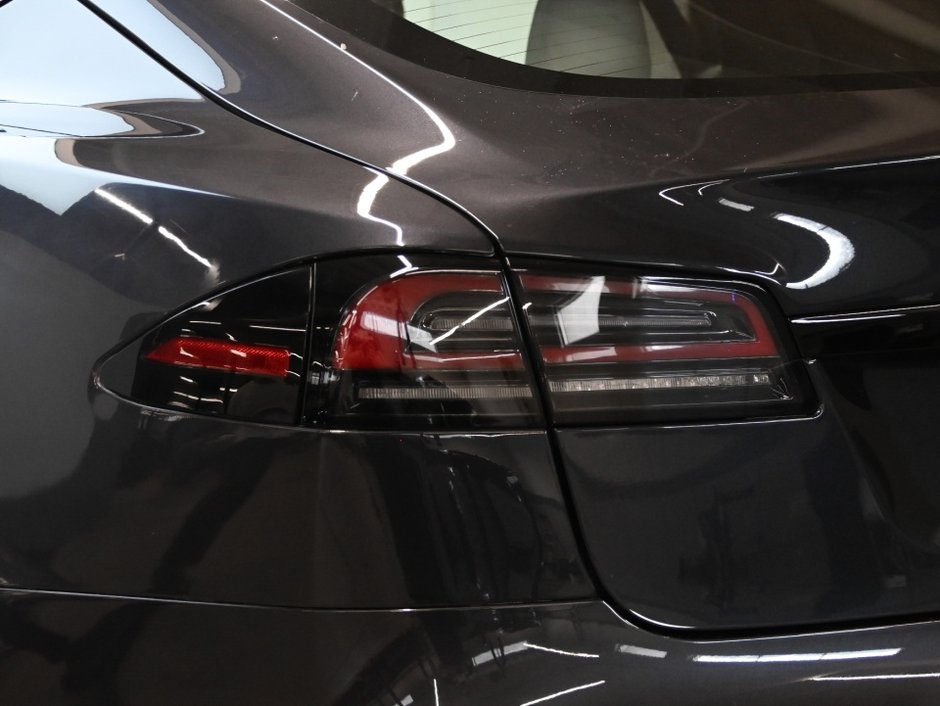 2023 Tesla Model S LONG RANGE/AUTOPILOT/YORK STEERING-23