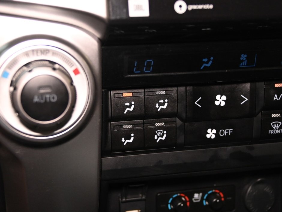 2023 Toyota 4Runner LIMITED 4WD/7 PASSENGER-22
