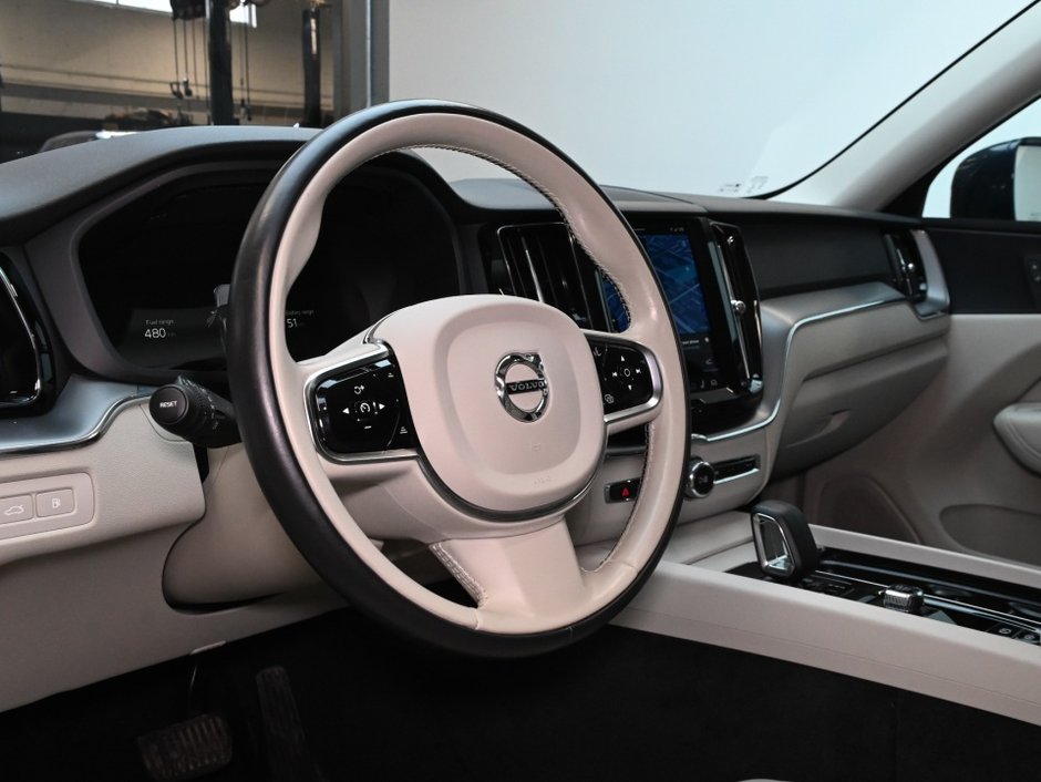 2023 Volvo XC60 Recharge Core Bright Theme-2