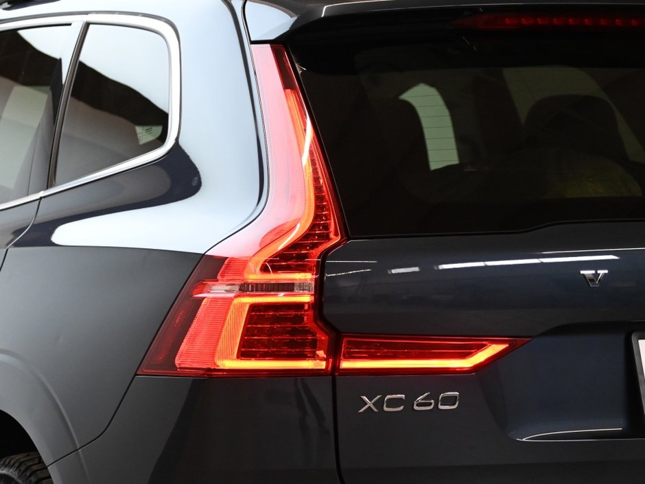 2023 Volvo XC60 Recharge Core Bright Theme-29