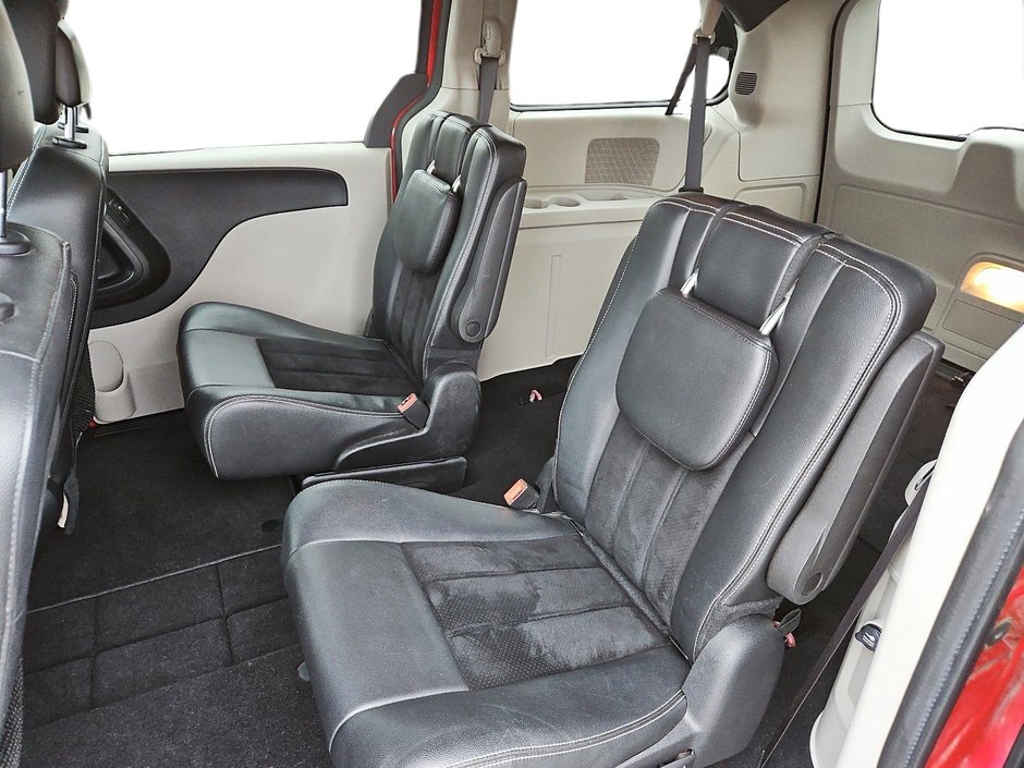 2015 Dodge Grand Caravan SXT Premium Plus-18