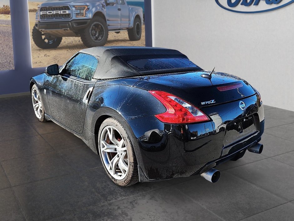 Nissan 370Z Touring 2010-7