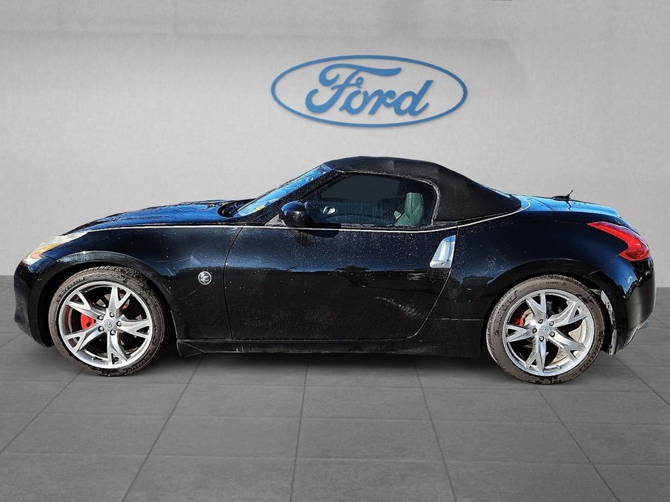 Nissan 370Z Touring 2010-8