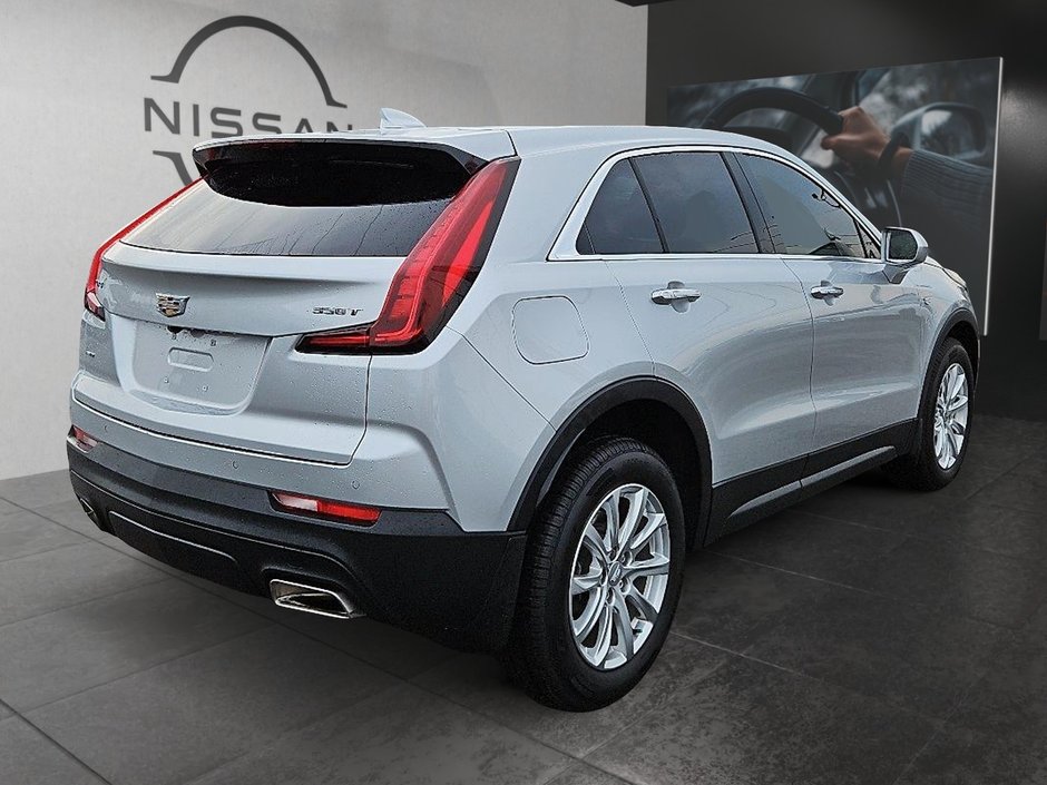 2021 Cadillac XT4 AWD Luxury-4