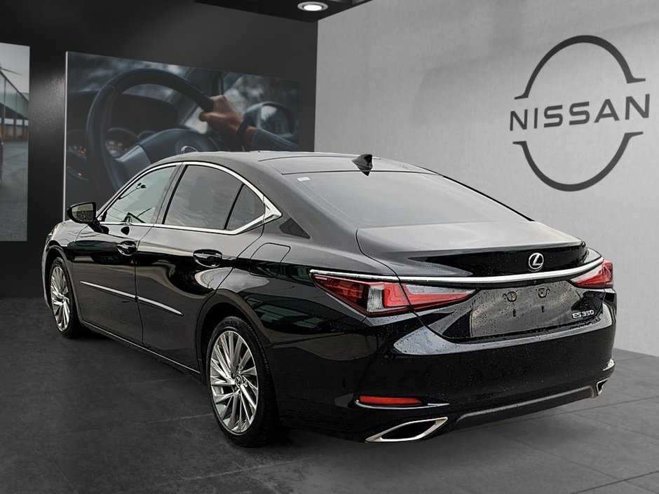 Lexus ES  2019-6