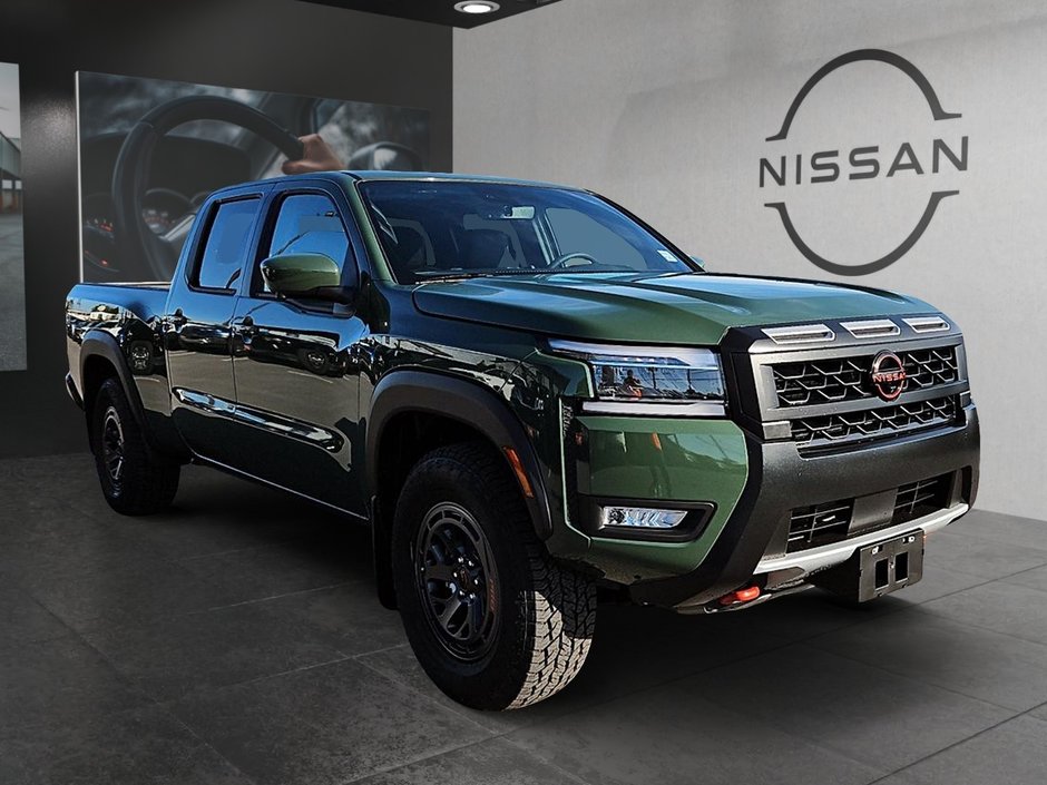 2025 Nissan Frontier PRO-4X LWB Luxury-2