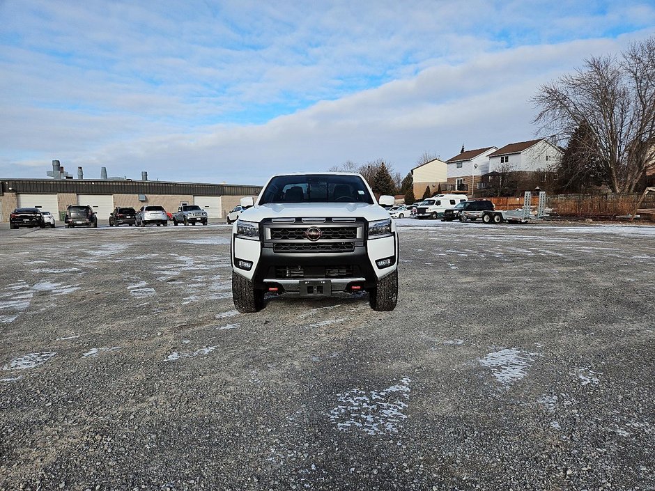 2025 Nissan Frontier PRO-4X LWB-1