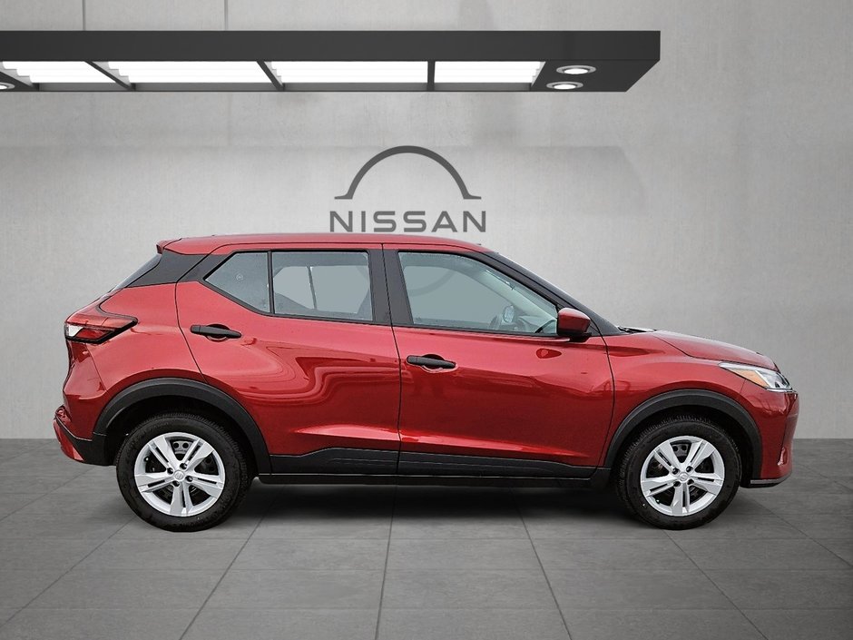 Nissan KICKS PLAY S 2025-3