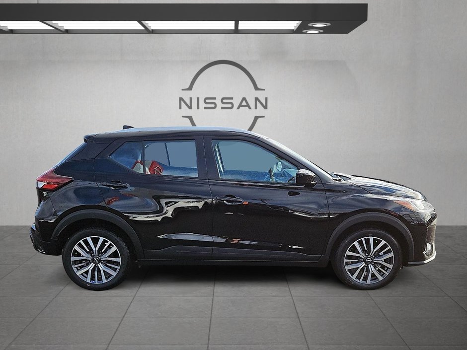 2025 Nissan KICKS PLAY SV-3