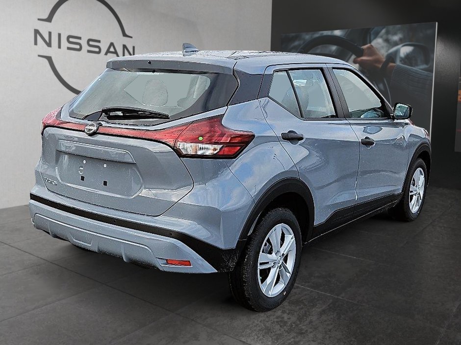 2025 Nissan KICKS PLAY S-4