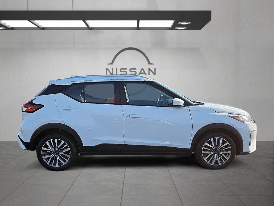 2025 Nissan Kicks Play SV-3