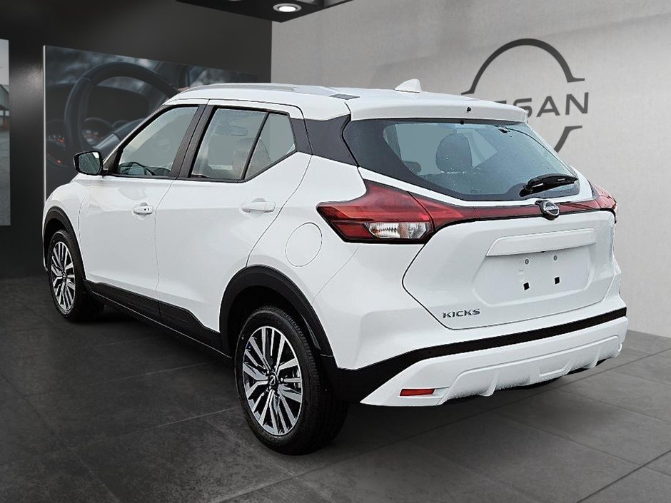 2025 Nissan KICKS PLAY SV-6