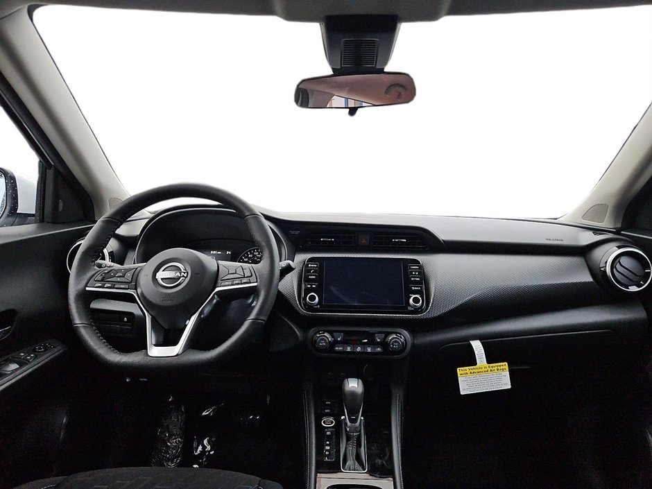 Nissan Kicks Play SV 2025-22