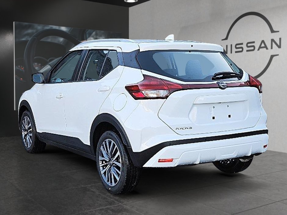 2025 Nissan Kicks Play SV-6