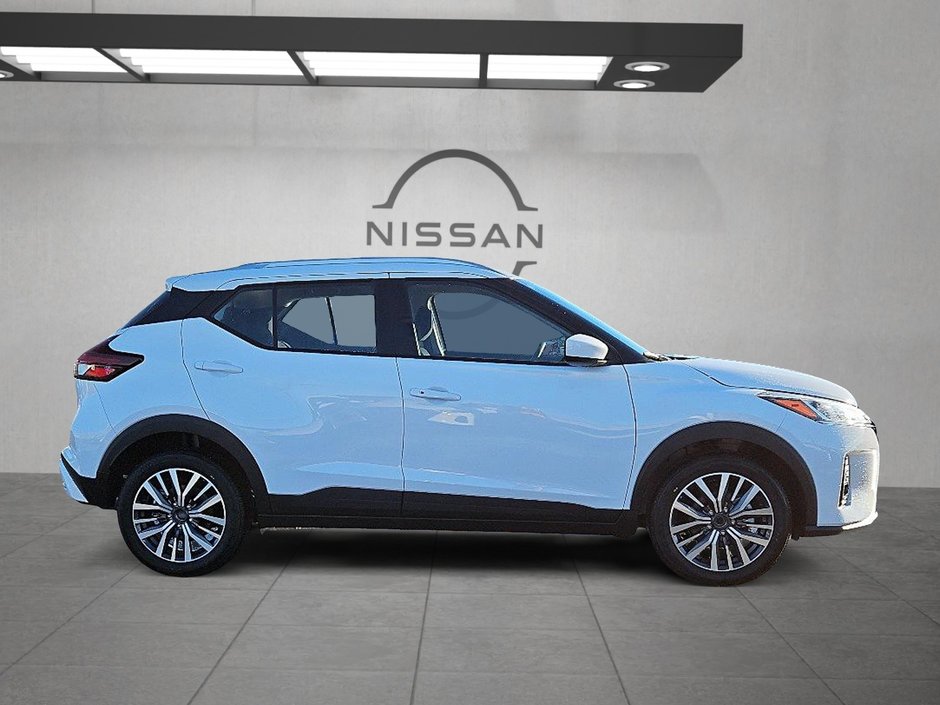 2025 Nissan Kicks Play SV-3