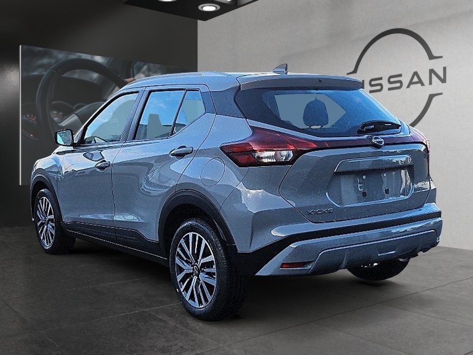 2025 Nissan Kicks Play SV-6