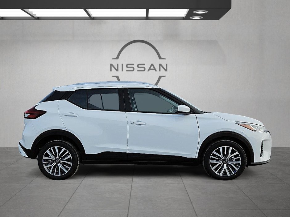 2025 Nissan Kicks Play SV-3