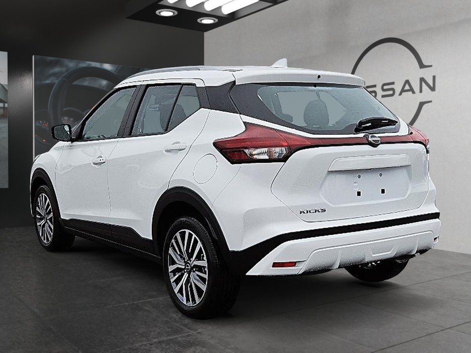 Nissan Kicks Play SV 2025-6