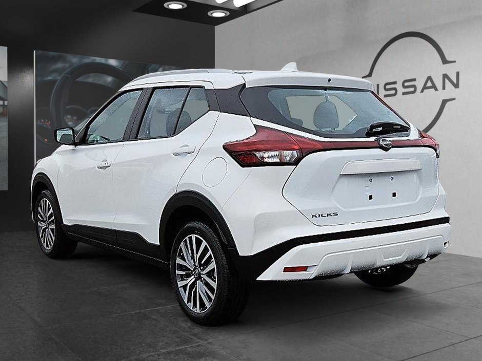 Nissan Kicks Play SV 2025-6