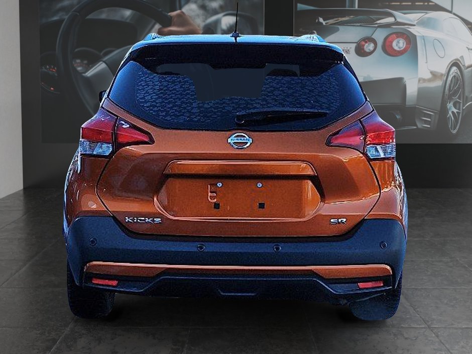 2020 Nissan Kicks SR-5