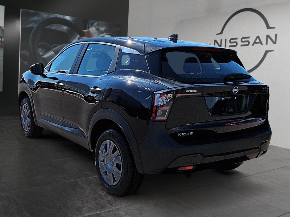 Nissan KICKS S 2025-6