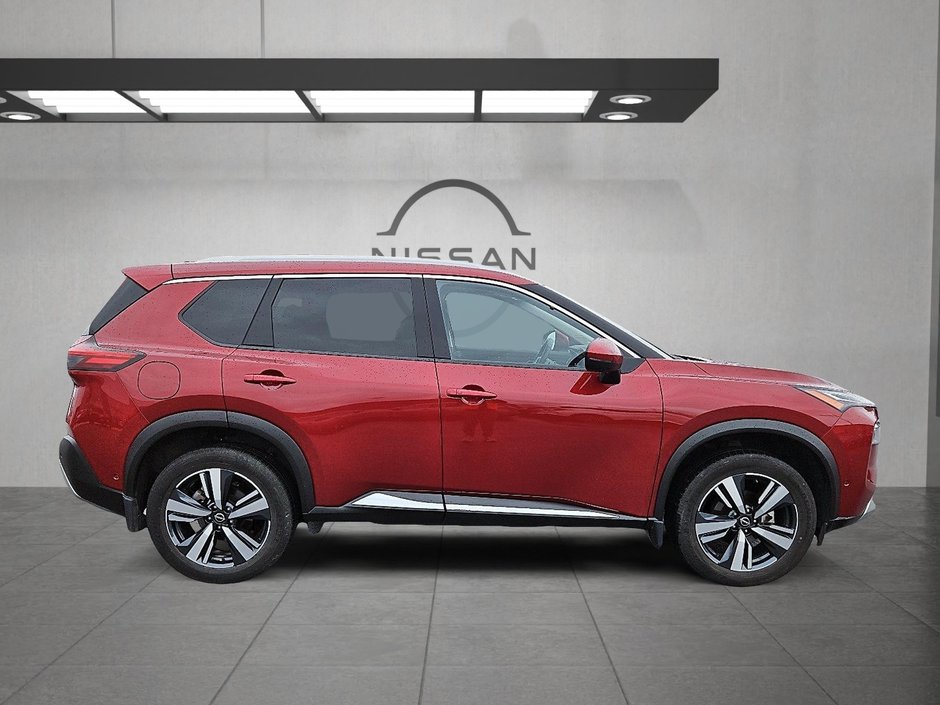 Nissan Rogue Platinum 2023-3